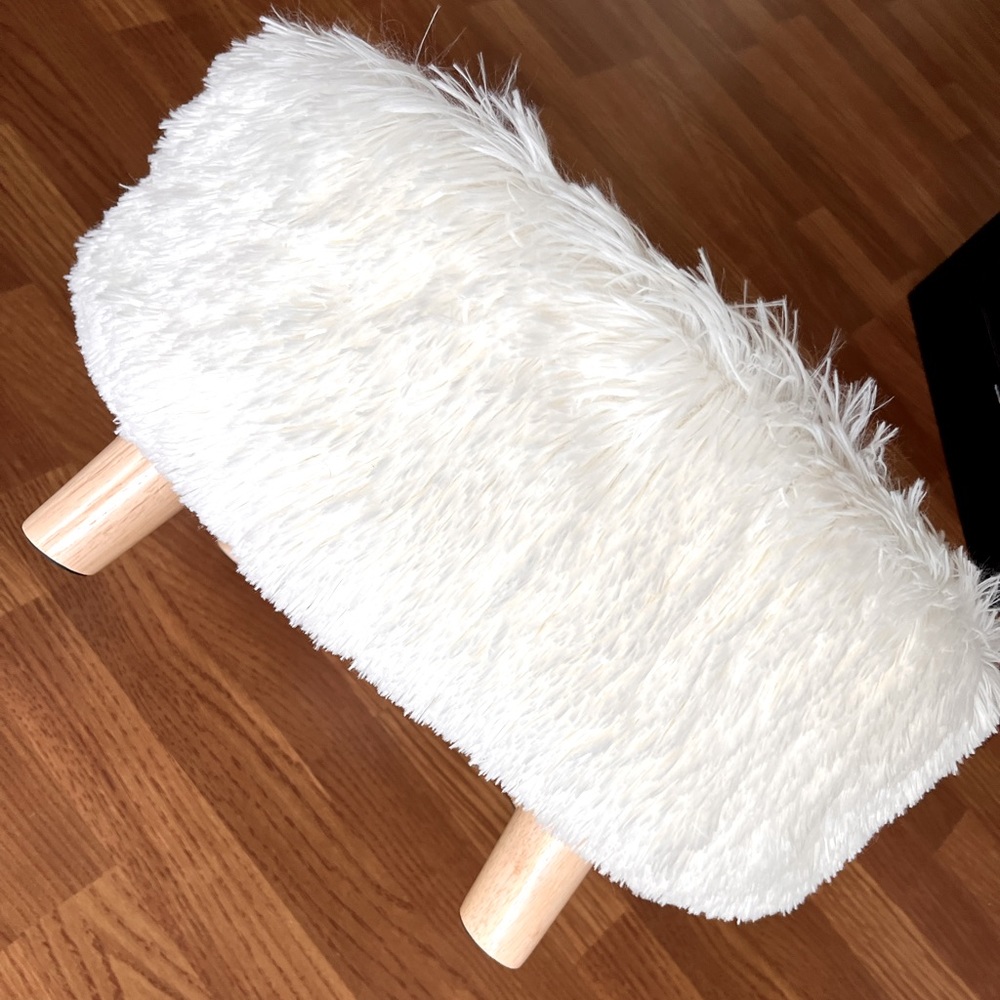 White cat bed furniture